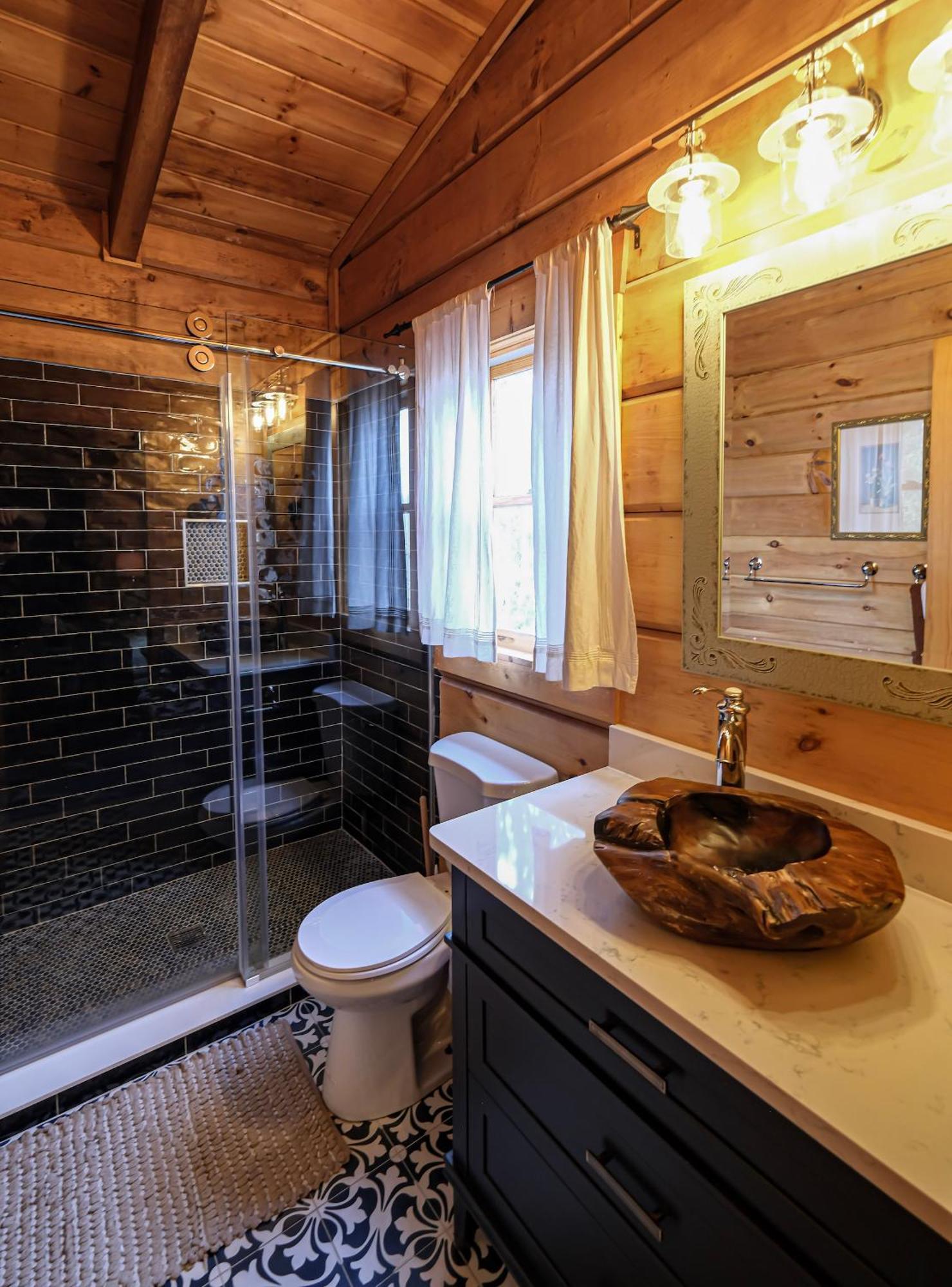 Lazy Bear Lodge Gatlinburg Exterior photo